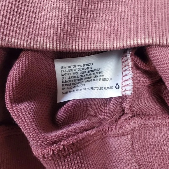 JoyLab Crushed Berry Cropped Crewneck Sweatshirt Size Small - Picture 6 of 6